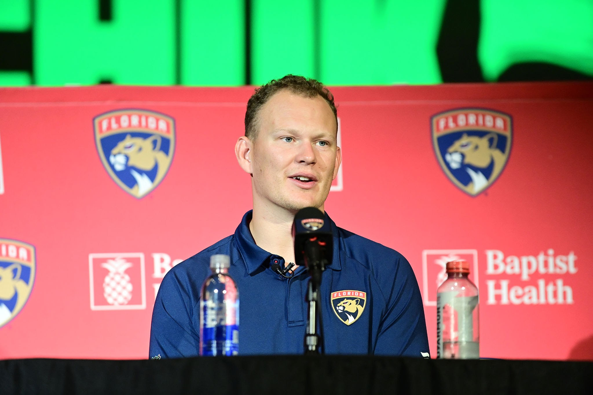 Bye Bye Brady Tkachuk - What's Next for the Ottawa Senators?